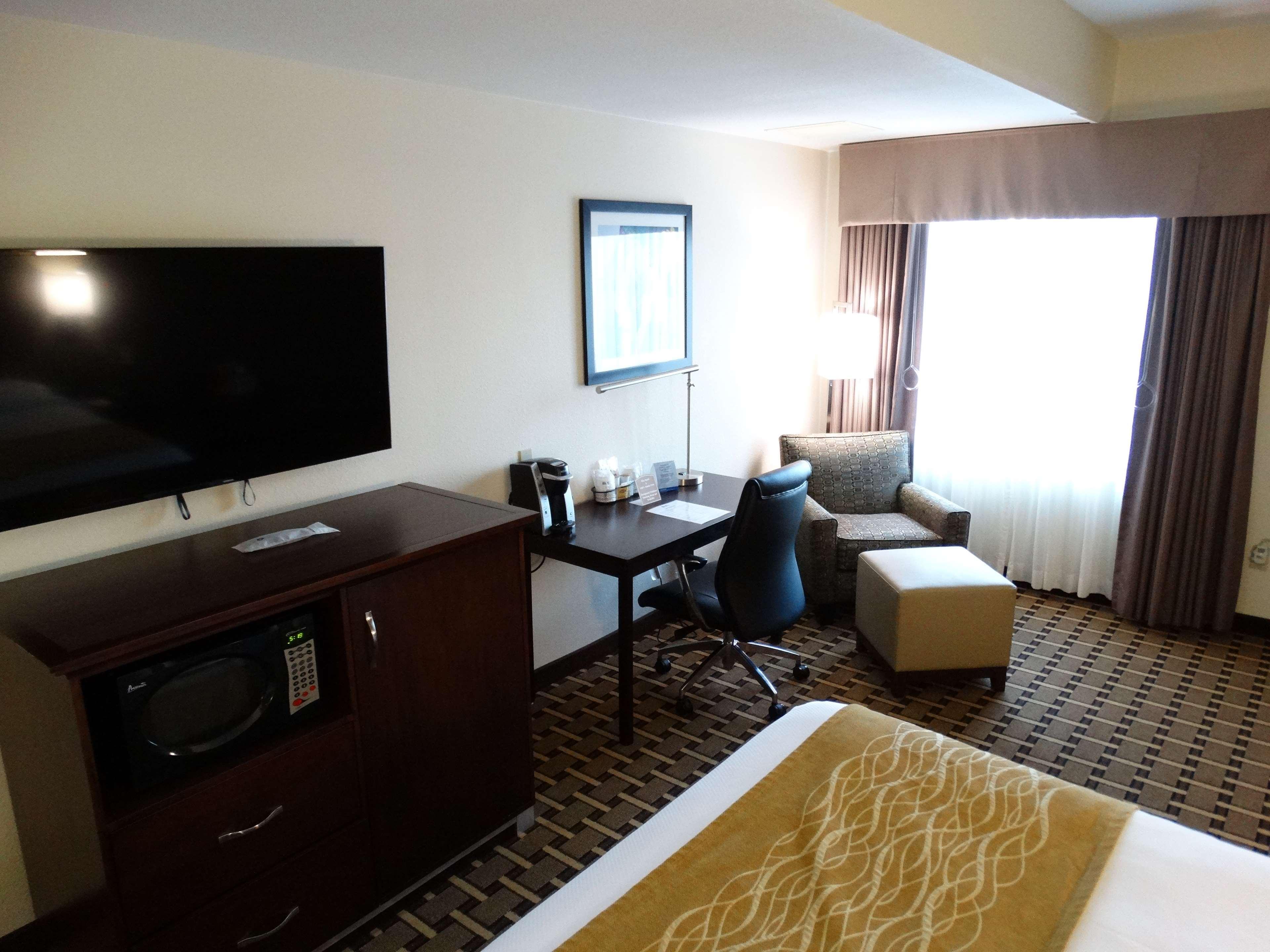 Best Western Overland Park Hotel Bagian luar foto